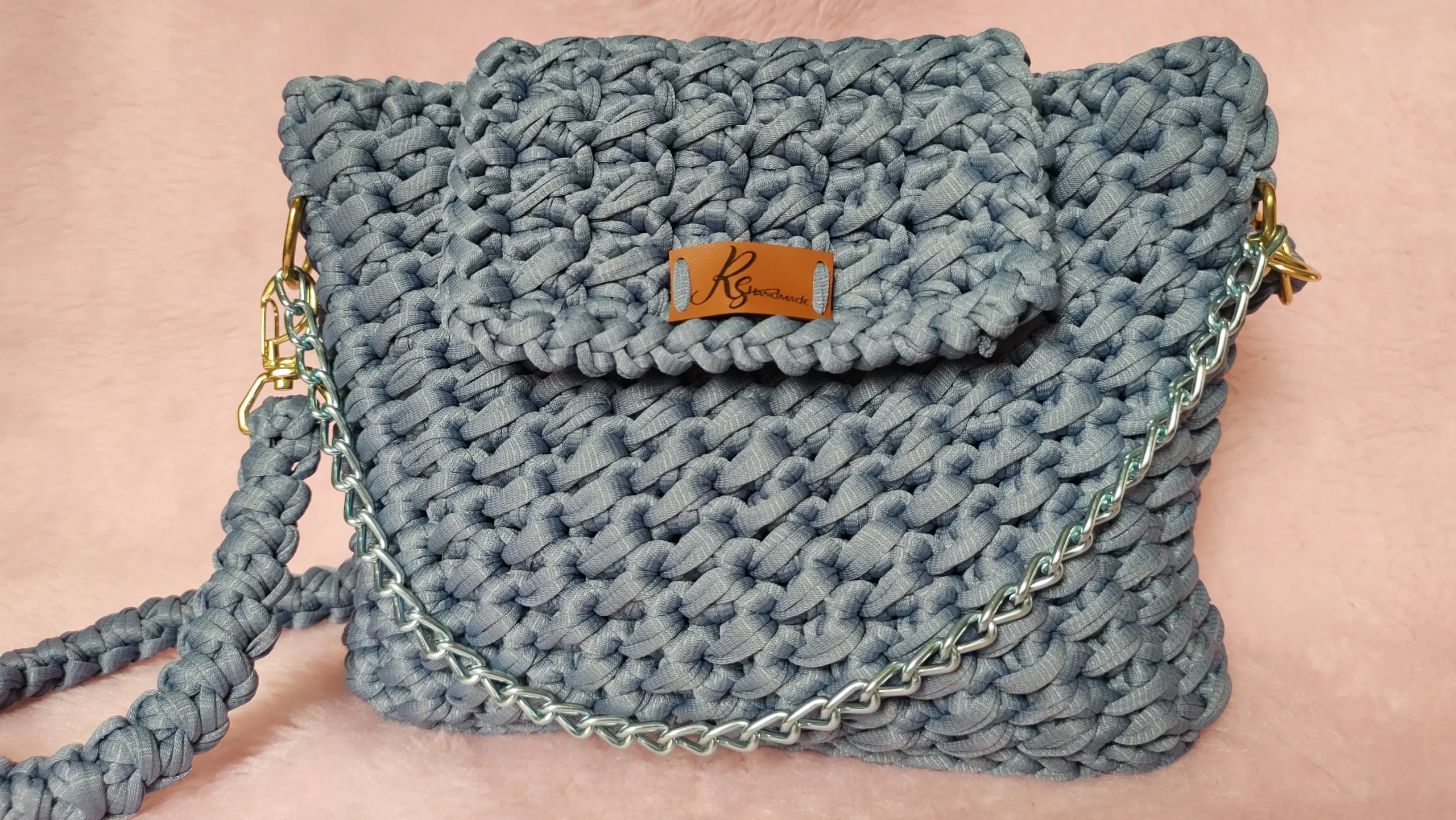 bolsa de croche com fio de malha