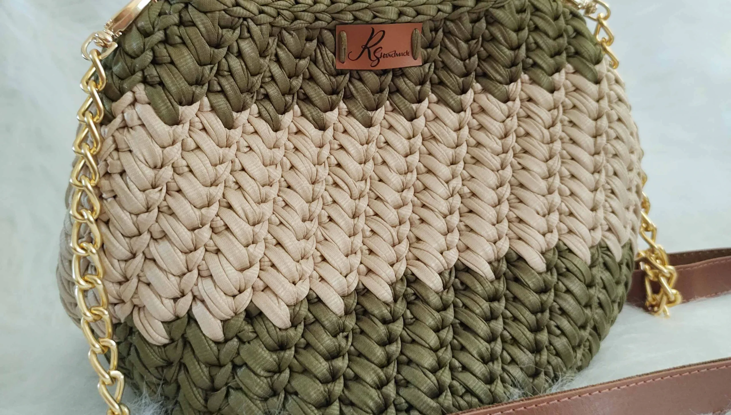 bolsa de croche com fio de malha